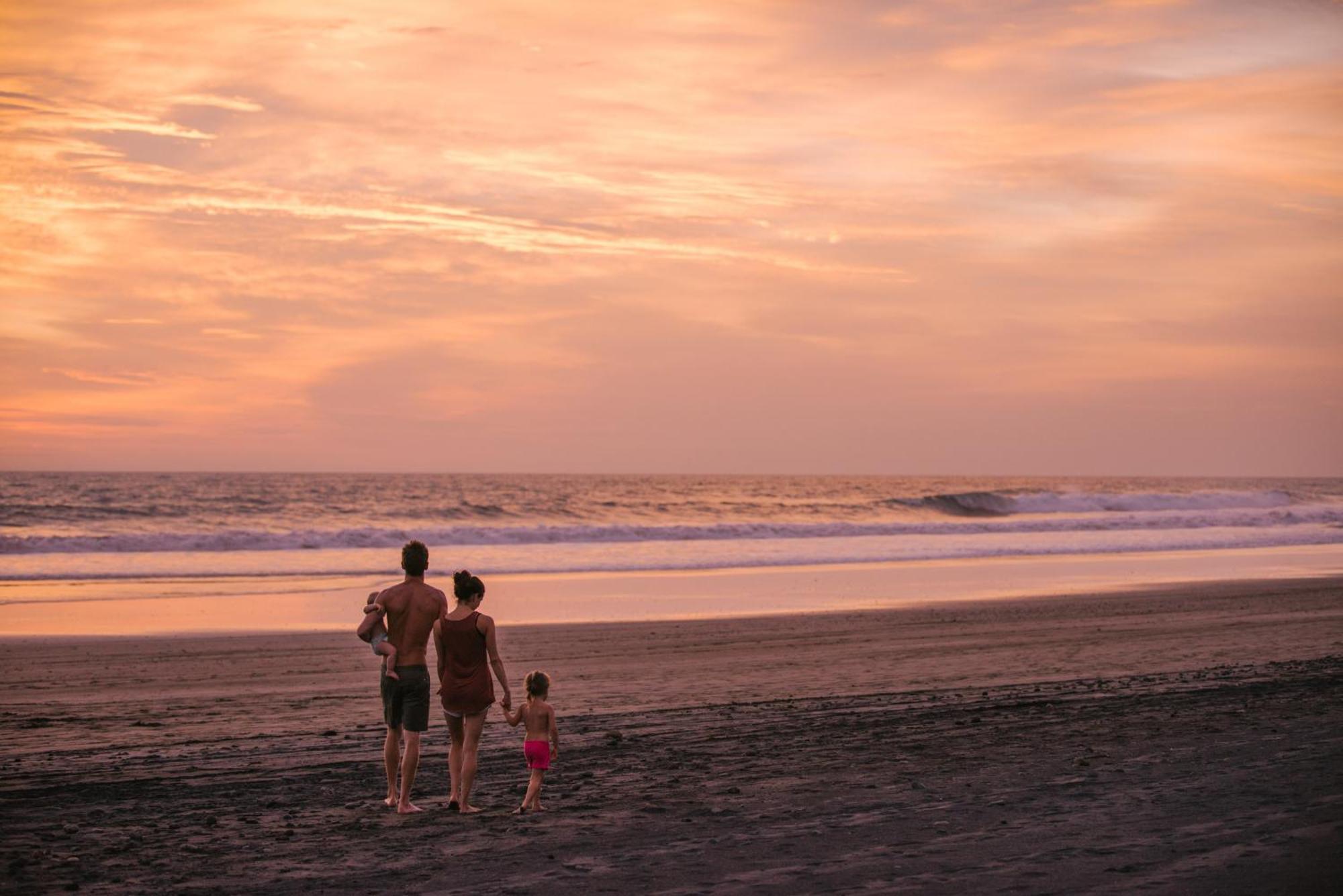 Soori Bali Villa Selemadeg Buitenkant foto